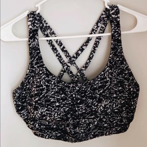 Black and White Lululemon energy sports bra